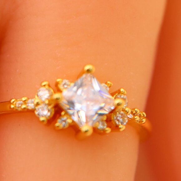 Noble Square Flower Gold Plated Princess Ring for Women, EVGCM074-6 - Picture 5 of 8